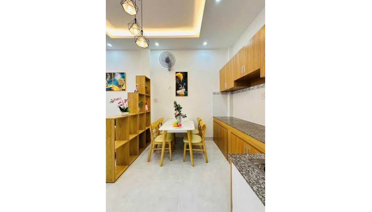 Bán nhà 68m², 2PN, 2WC, Tân Tạo, Bình Tân, 3.7 tỷ, sổ hồng